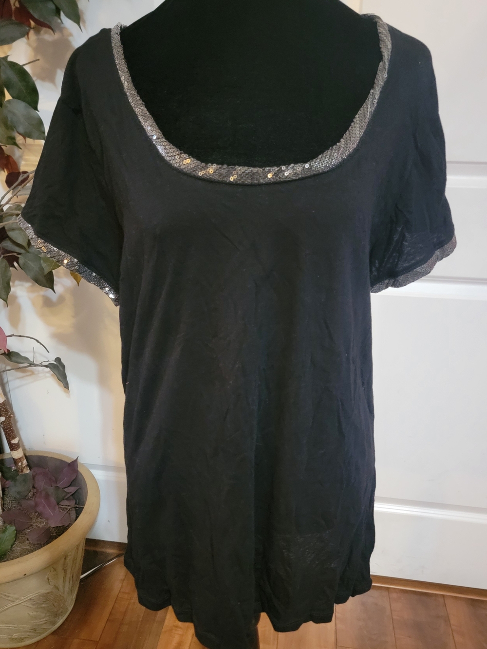 i jeans by Buffalo Black Short Sleeve Top with Sequin Trim